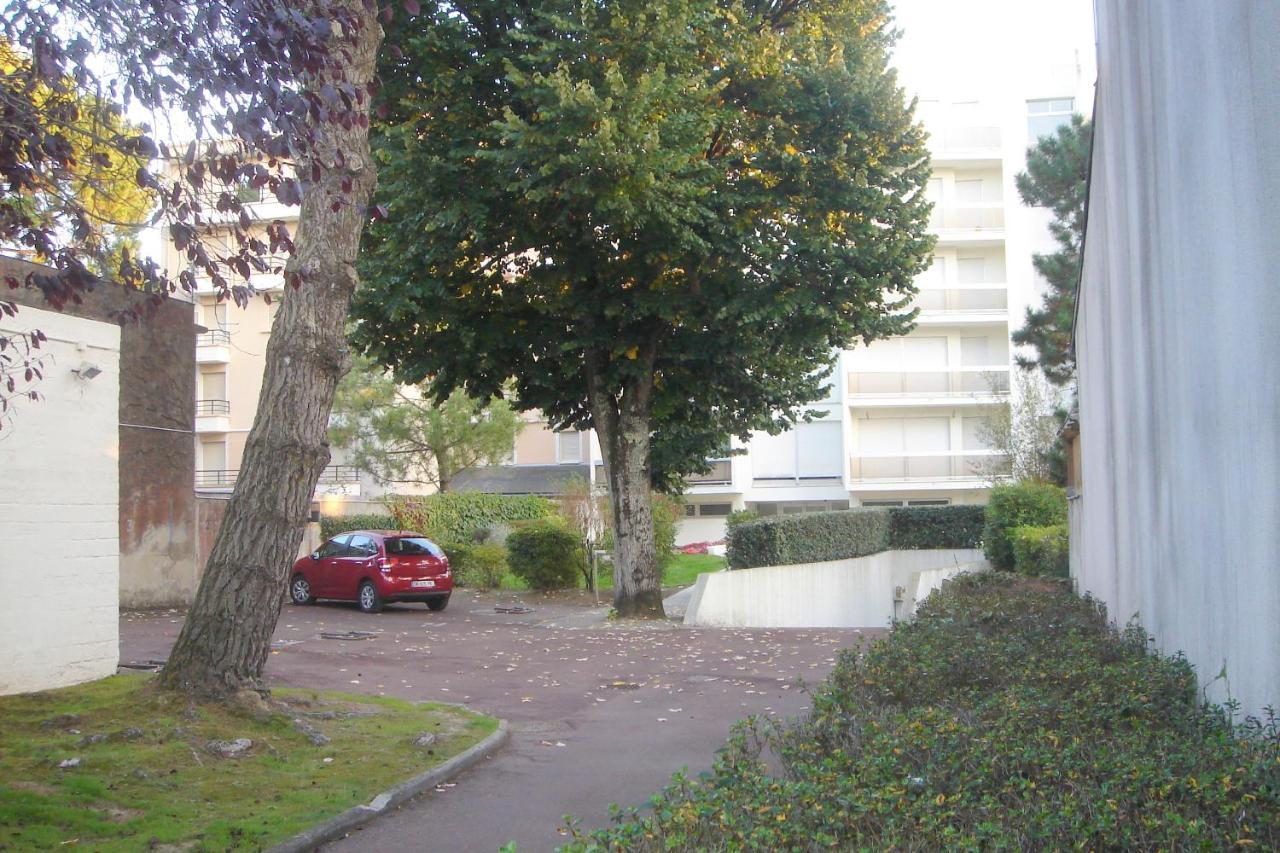 Apartamento Loueurdappart - Studio Terrasse, Acces Direct Plage Benoit La Baule-Escoublac Exterior foto
